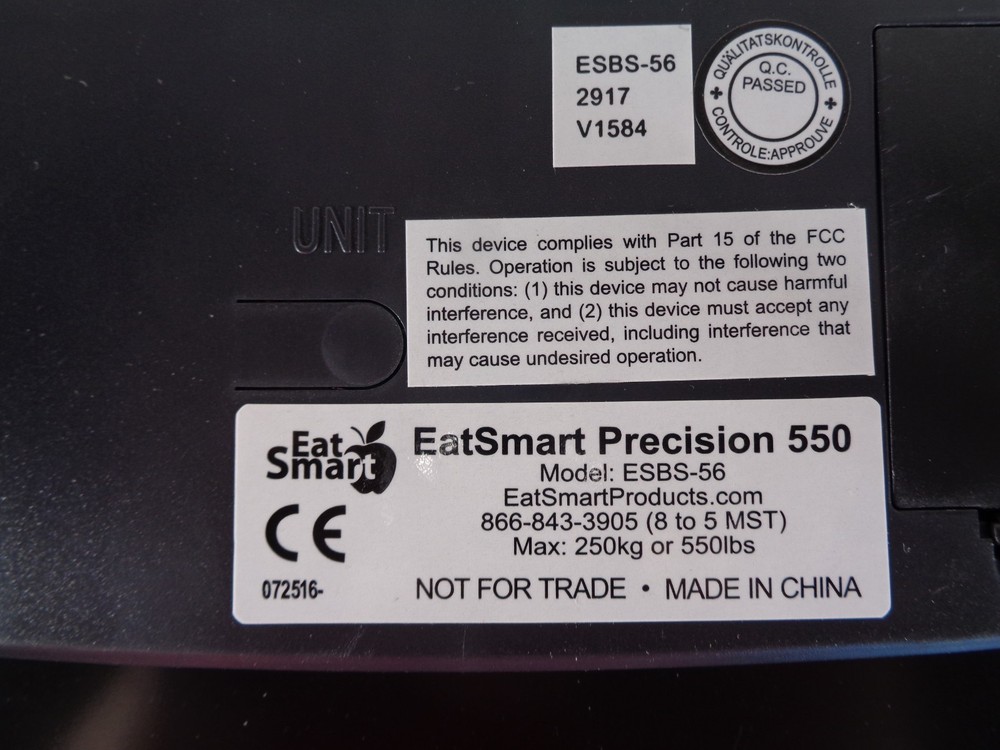 EatSmart Precision 550 Pound Extra-High Capacity Digital Bathroom Scale(D10-247)