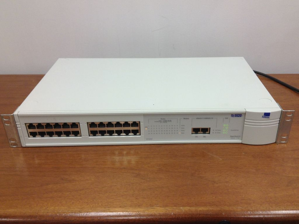3Com - SuperStack II Switch 1100 - 24 Ports - 3C16950