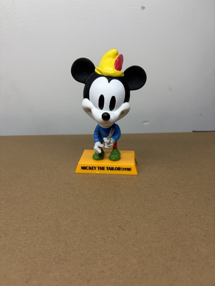 Mickey Mouse Mickey the Tailor Bobble Head Figure Upper Deck