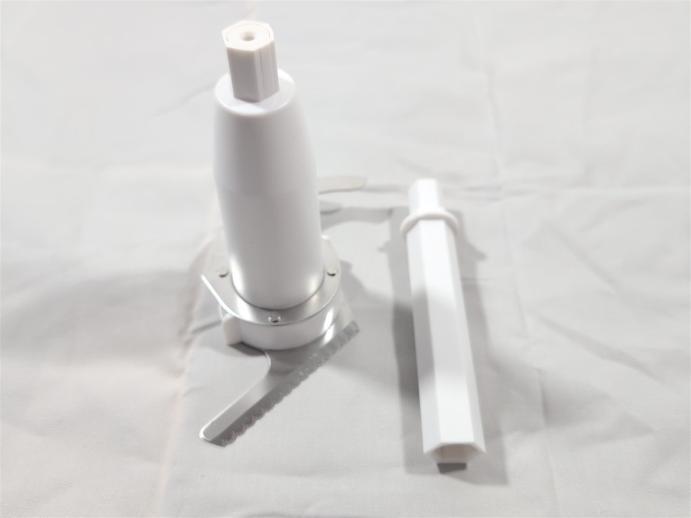 Black & Decker FP1300 Quick N Easy Food Processor Disc Stem Adapter+blade