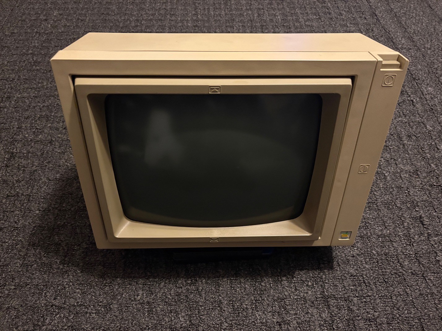 Apple II A2M2010 Green Phosphor Composite Tilt Screen Monitor Tested & Working
