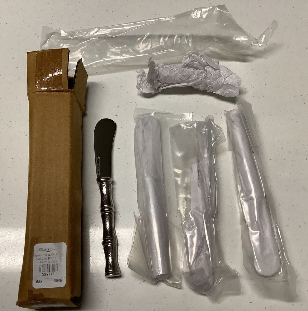 Mark & Graham Bamboo Cheese Spreaders Set of 4 NIB