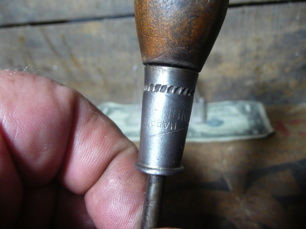 Vintage HAROLD NON-TWIST Standard Screwdriver 2 1/2"