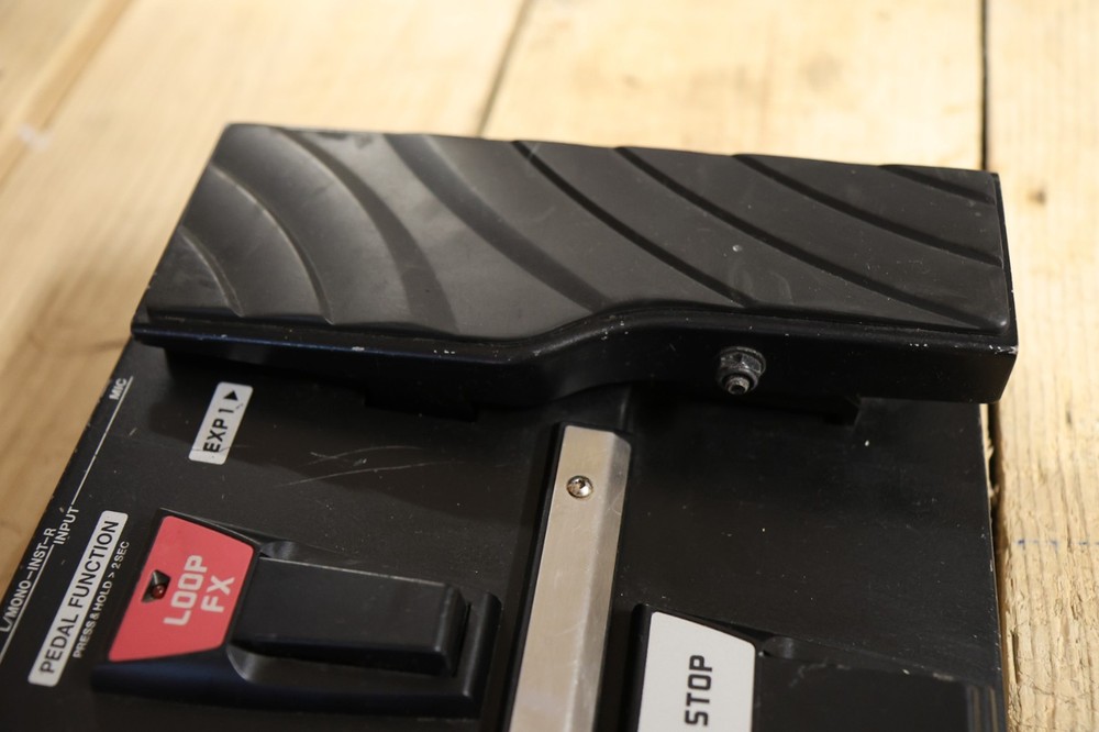 Boss RC-300 Loop Station w/ Power Supply - Black