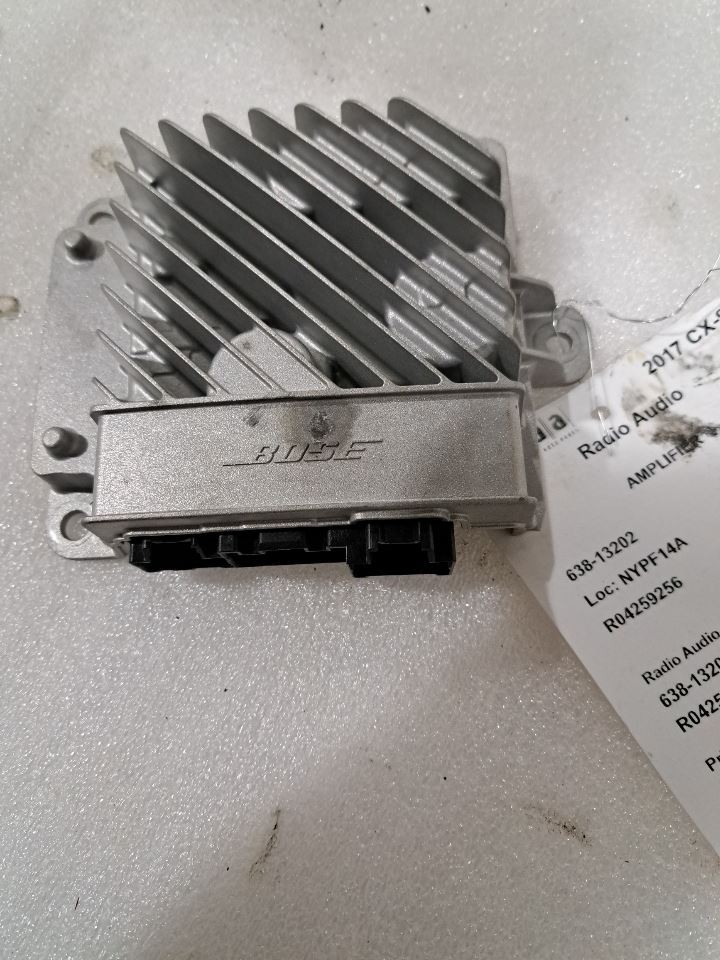 2017 Cx-9 Amplifier Sku#4259256