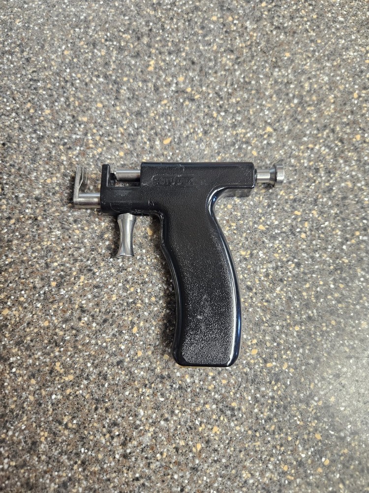 STUDEX Ear Piercing Gun Old School Piercing Instrument Used