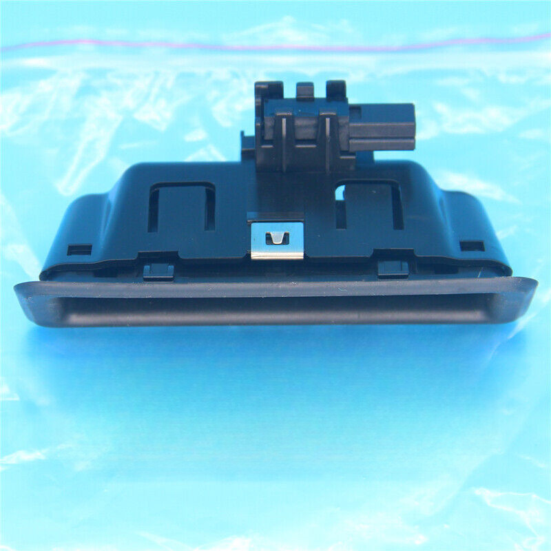 Trunk Lock Handle Push Button 51247118158 for BMW E82 E88 E90 E91 E92 E93 E60