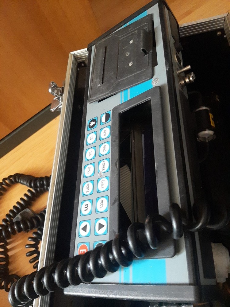 ECOM AMERICA ECOM-A PLUS PORTABLE EMISSION ANALYZER [#A409]