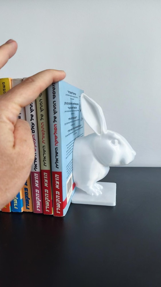 Minimalist Rabbit Bookends - 3D Printed Bunny Bookshelf Decor