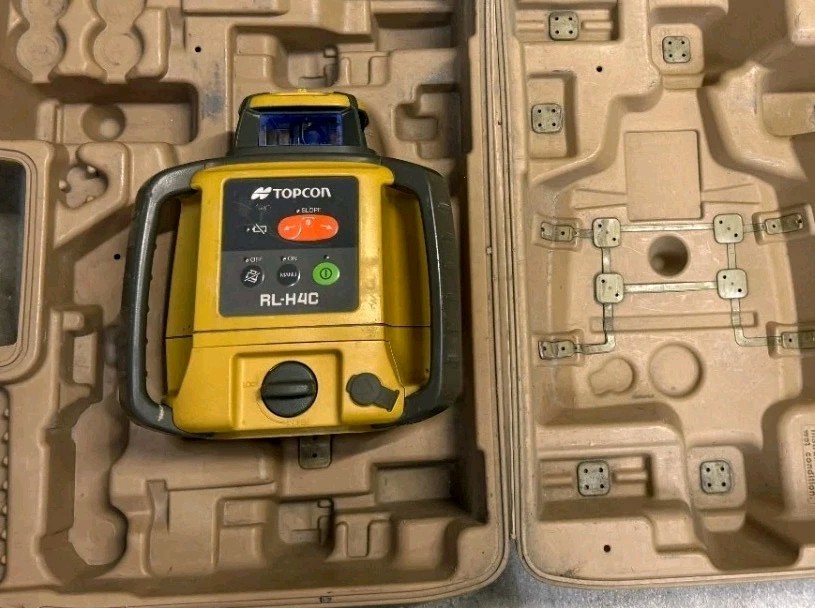 Topcon RL-H4C Rotating Laser / Case
