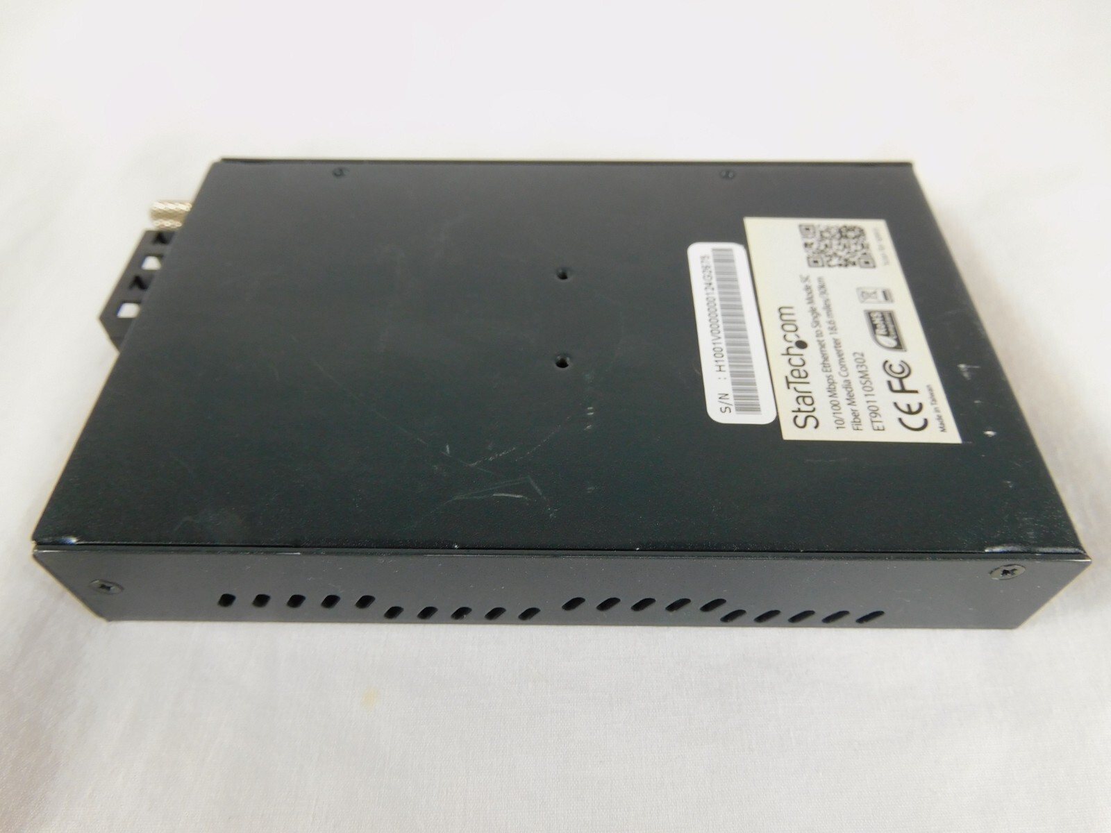 ET90110SM302 StarTech 10/100 Mbps Single Mode Fiber Media Converter SC 30 km
