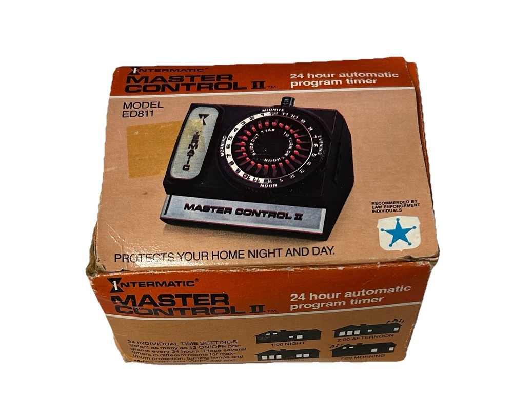 Vintage Intermatic Master Control II 24hr Automatic Program Timer Model ED811