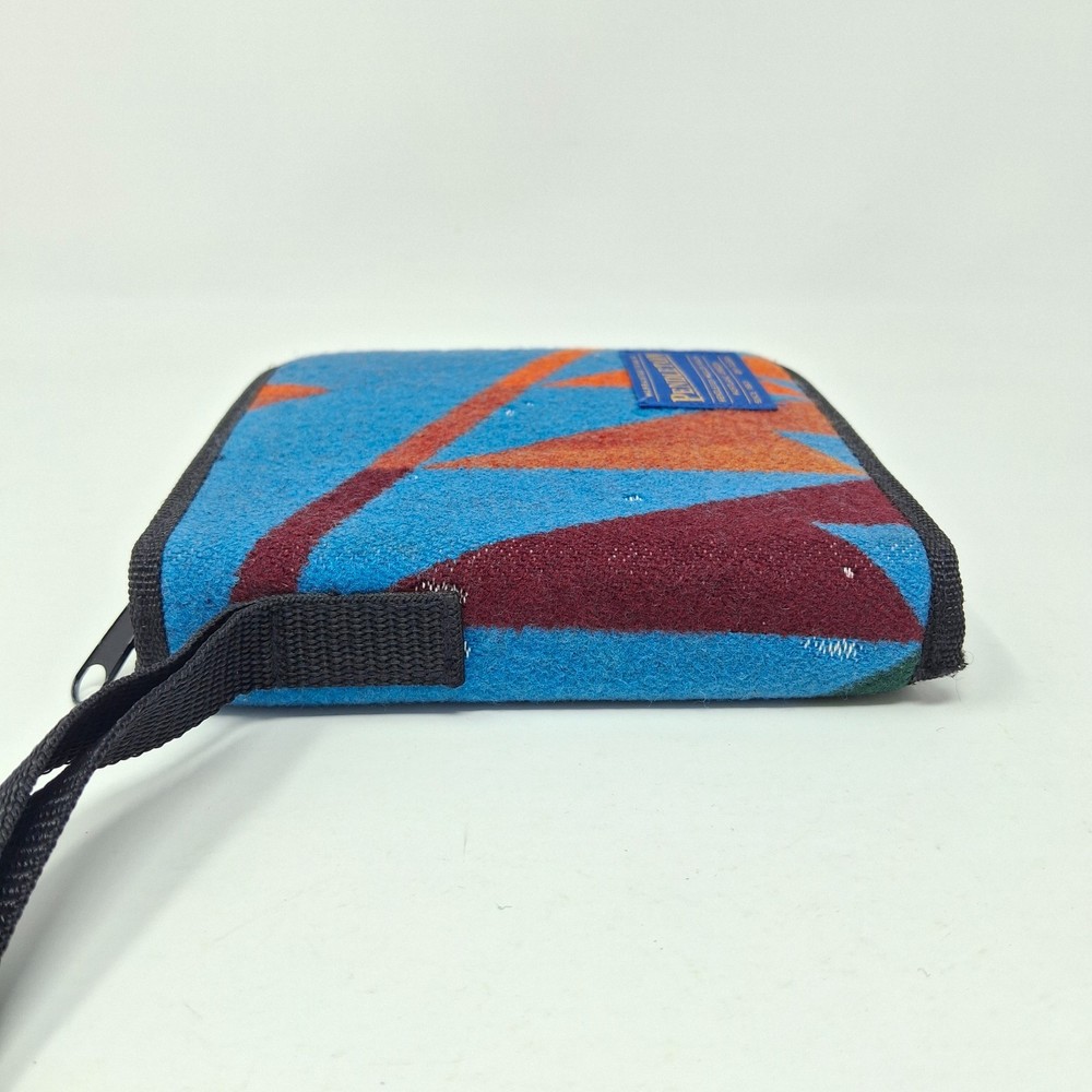 Pendleton Wool CD/DVD Storage Case Zip Southwest Aztec Print Holds 12 Discs