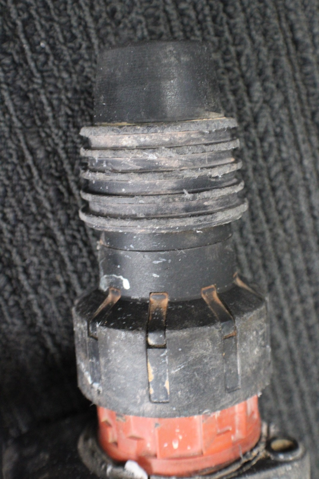 Hilti TE24 - 115V Corded Rotary HAMMER DRILL - W/Hard Shell Case.