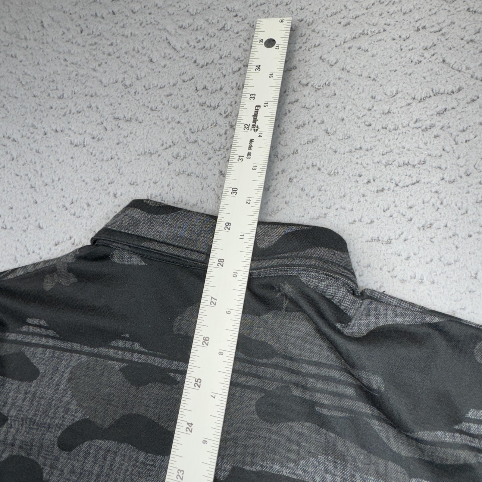 Travis Mathew Polo Shirt Mens Medium Gray Camo Golf WM Phoenix Open Tournament