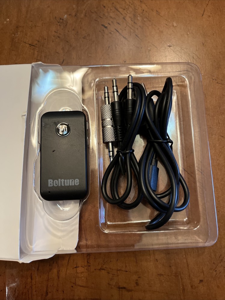 Bluetooth Transmitter Receiver Wireless Adapter 3.5mm Aux Jack Stereo Audio Inpu