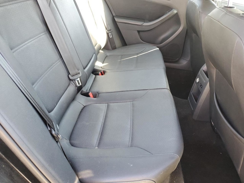 JETTA 2011 Glove Box 4889401