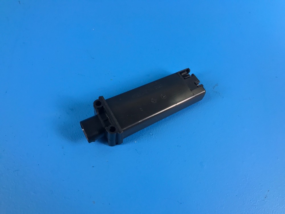 09-13 BMW E60 E61 E63 E64 E89 E90 E91 E92 RDC TIRE PRESSURE MODULE TPMS ANTENNA
