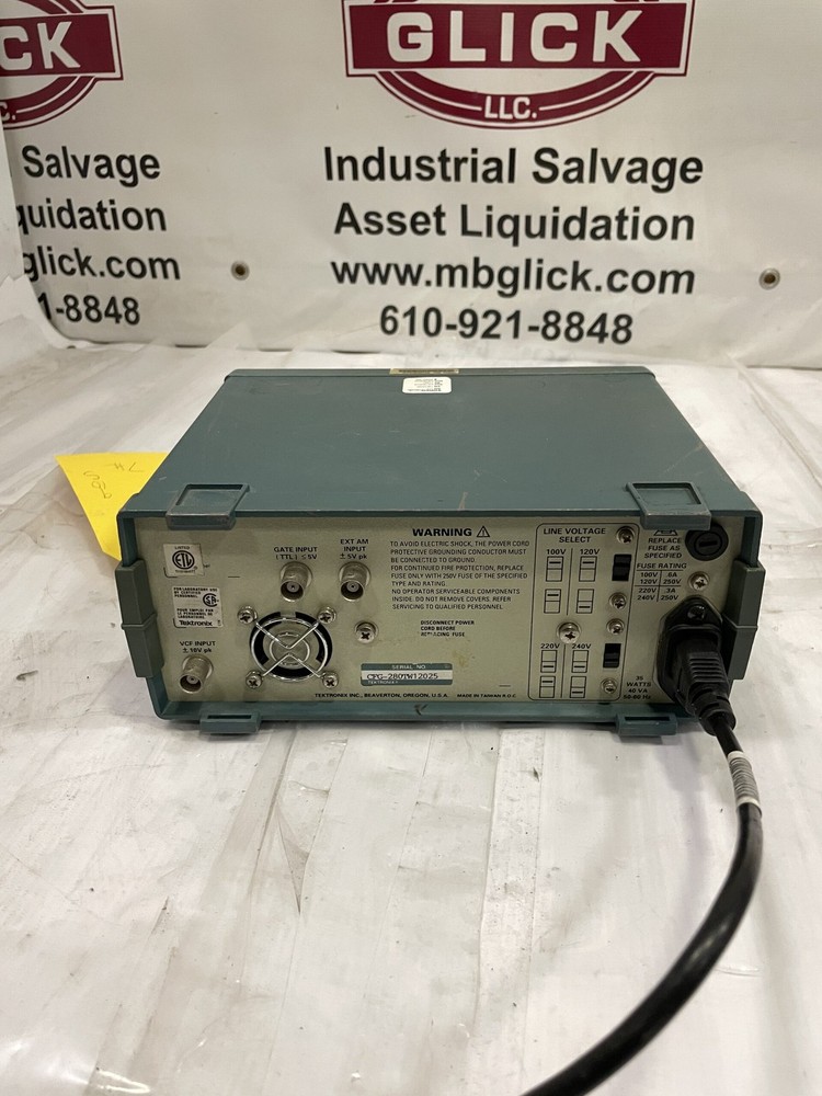 Tektronix CFG280 11MHz Function Generator