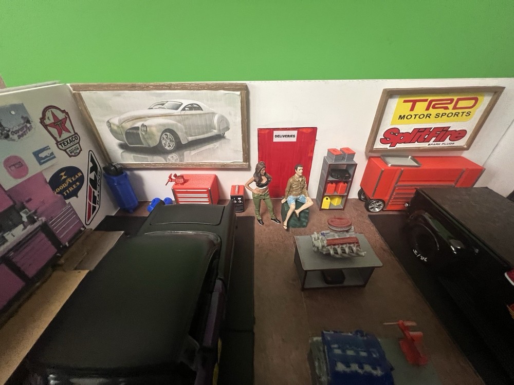 Built From Scratch - 1/24 Scale Diorama – “Earl’s Performance”