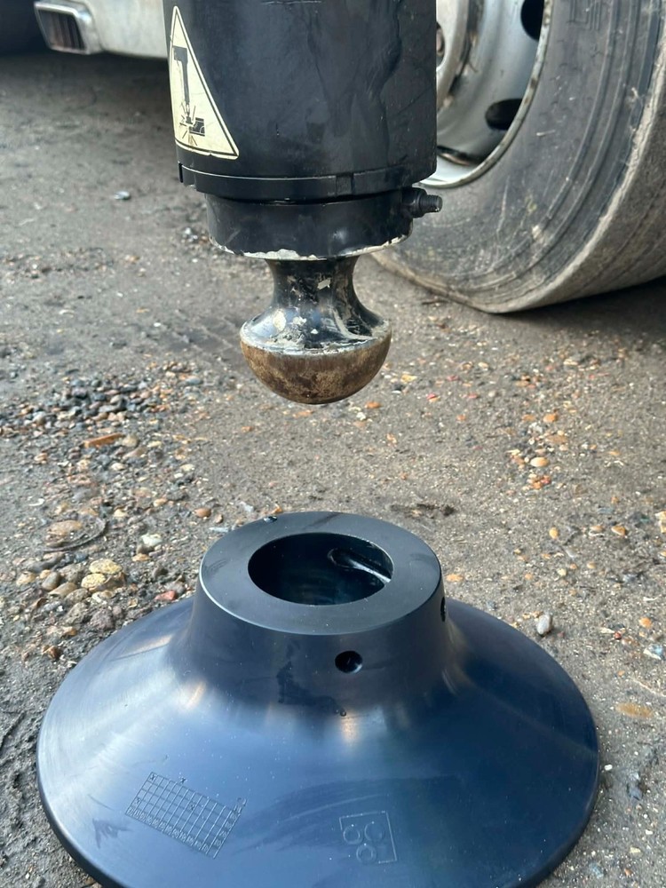 OEM Fassi lorry loader crane stabiliser foot 700707