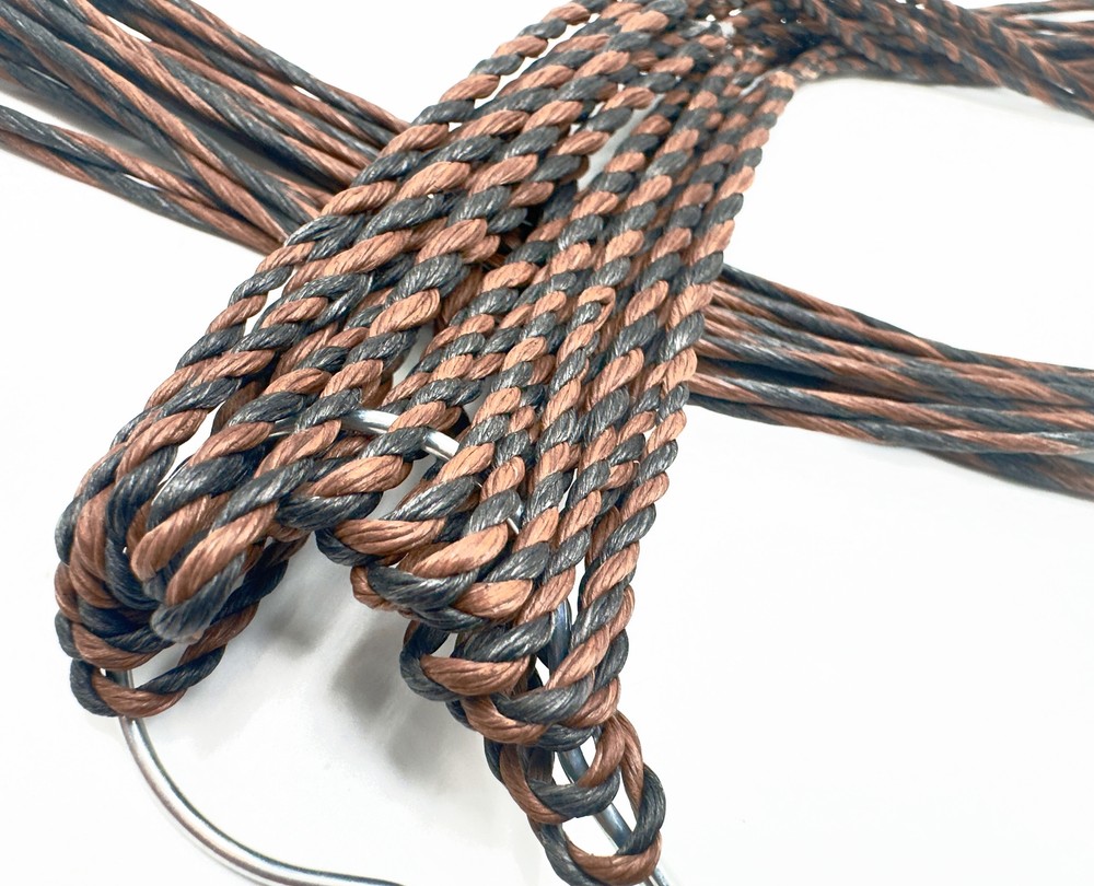 Flemish Recurve Bowstring - D97 - Black & Tan