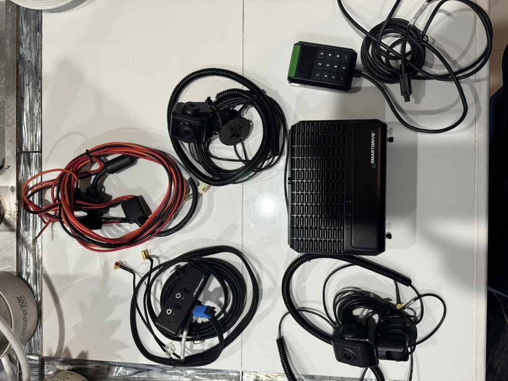 SMARTDRIVE SR4-c Automotive Fleet Camera System