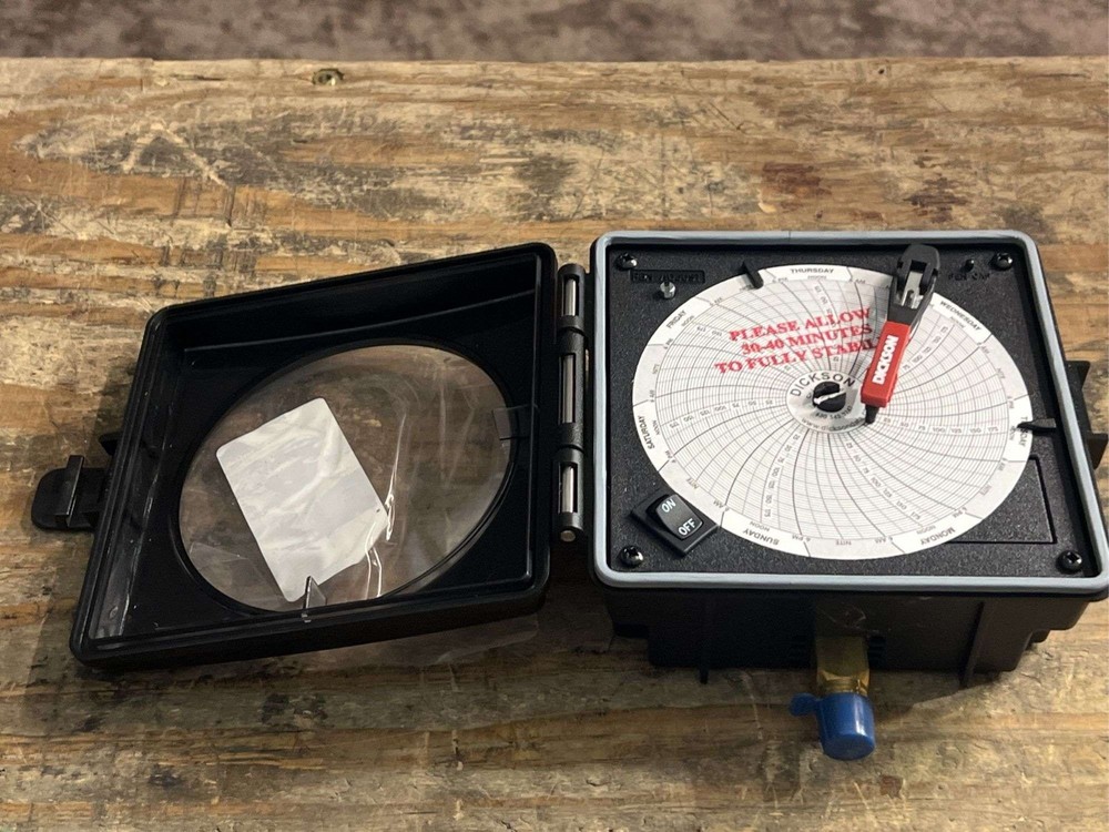 Dickson Chart Recorder 16A180 200PSI