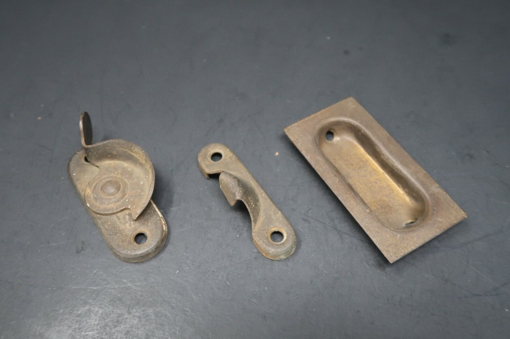 Vintage Window Latch Sash Lock With Lifter (T)