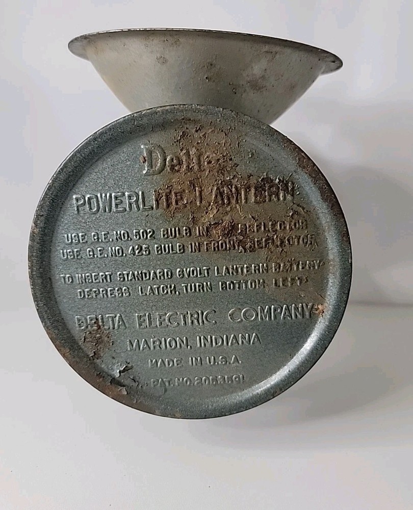 Delta Powerlite Lantern, Delta Electric, USA, Uncleaned, Rust/Patina, Untested