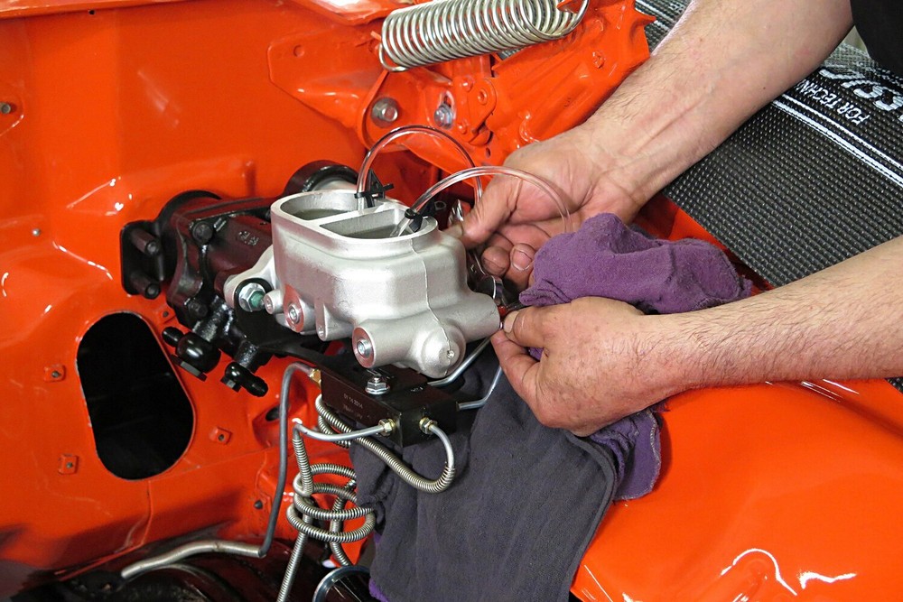 CPP ADJUSTABLE PROPORTIONING PROP VALVE WITH BRAKE LINES UNDERMOUNT