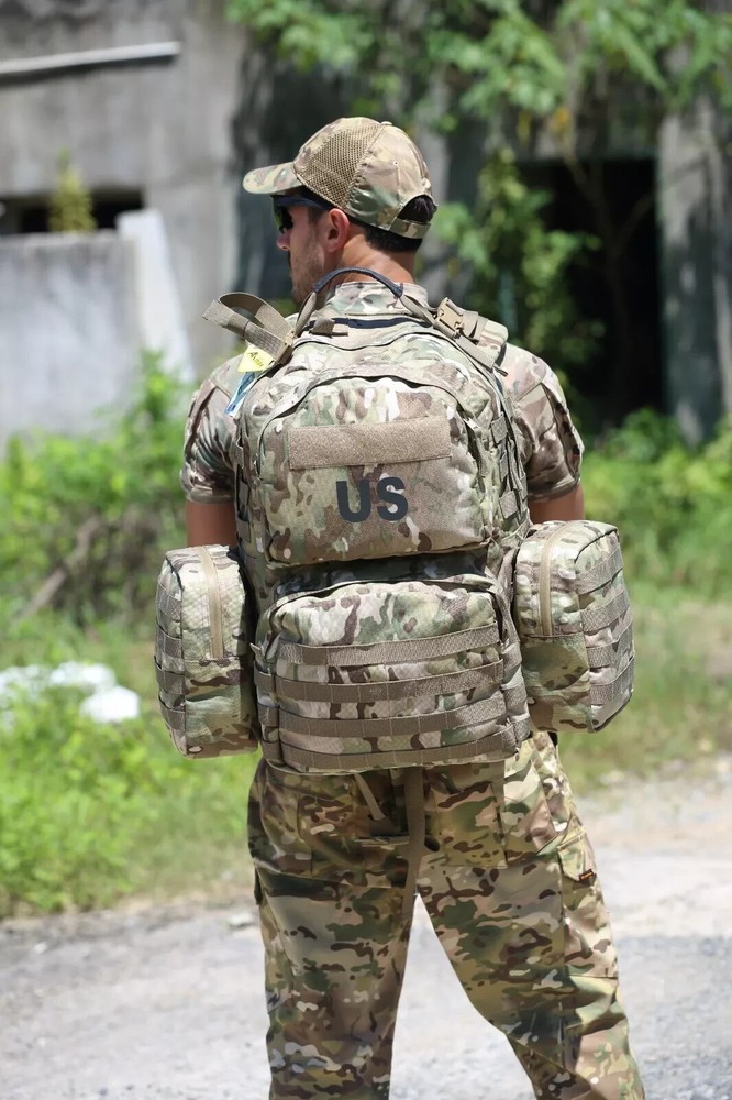 Upgraded MOLLE Medium Rucksack Backpack Internal Frame Capricorn Camo