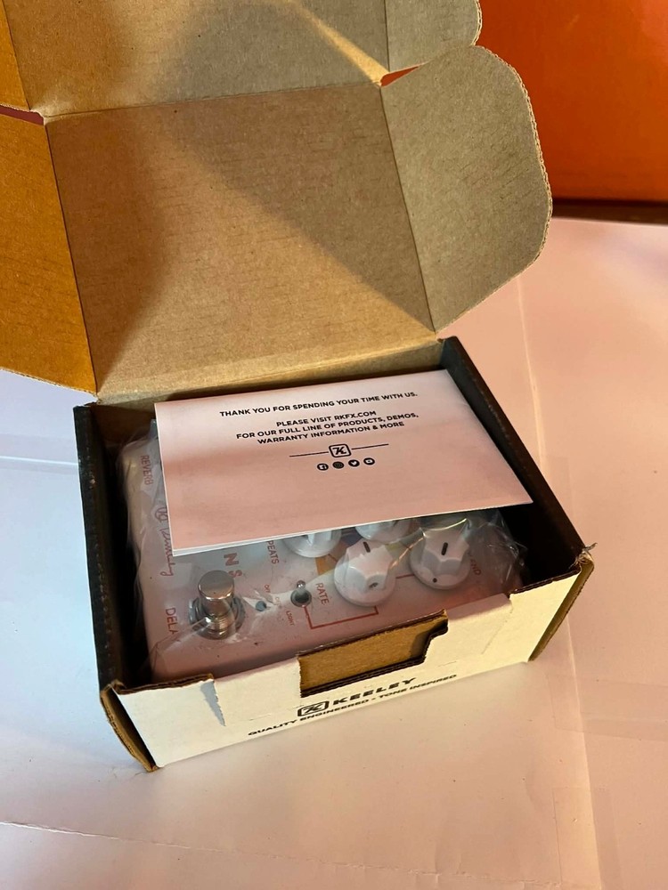 Keeley Caverns V2 Delay/Reverb Effects Pedal
