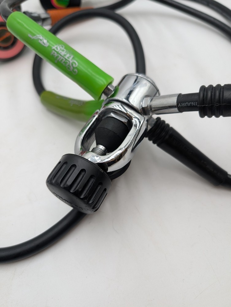 Aqualung SeaQuest - Suunto Compass - Mares Regulator