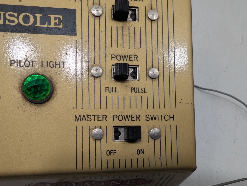 Silvine HO Trains Power Console Vintage Train Model Train Accessory