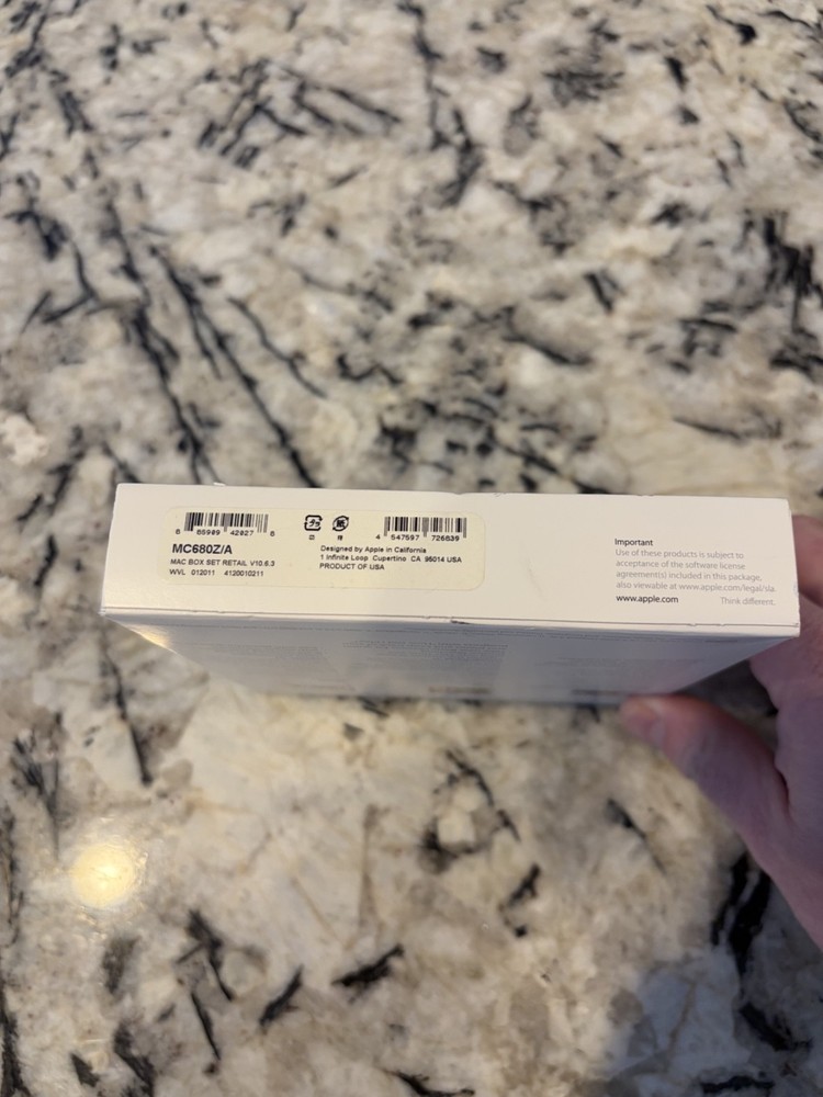 Apple Mac Box Set Mac OS Snow Leopard, IWork, ILife