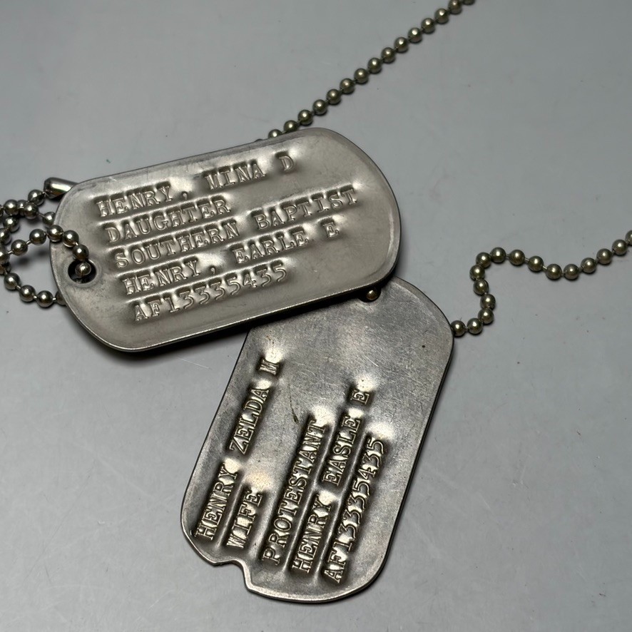 Set WWII Type 2 Notched Dog Tags w/ Next Of Kin & Soldier’s Novelty Tag Daughter