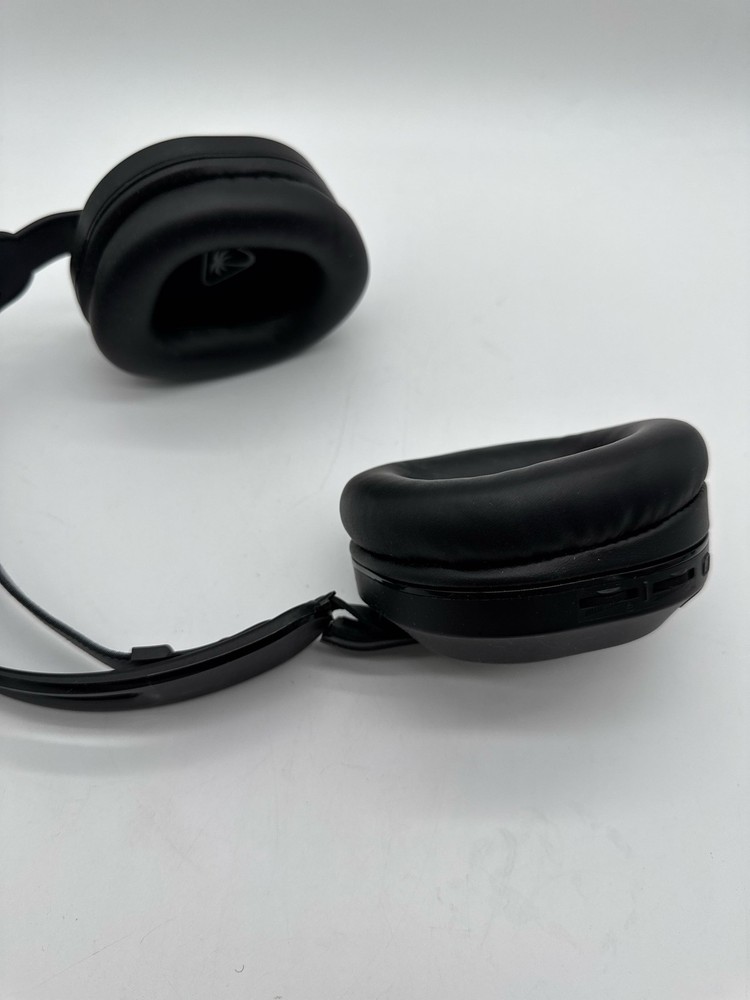 (BROKEN) Turtle Beach Stealth 500 Bluetooth Gaming Headset for PS5 PC Black