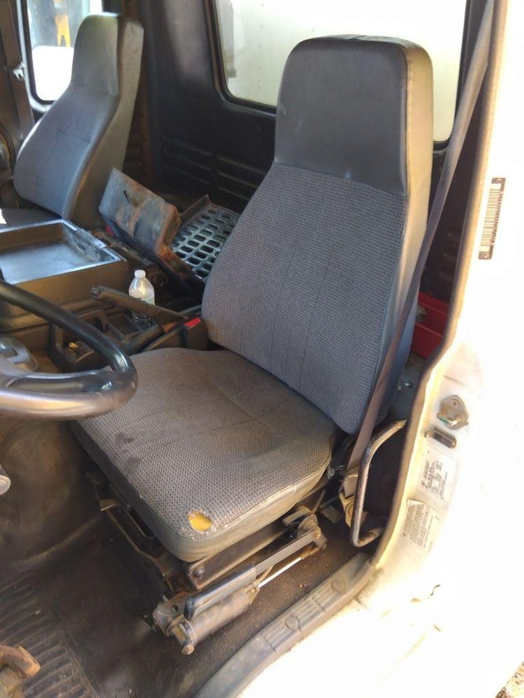 Replaces 2000 ISUZU FTR FRONT SEAT ,  MD