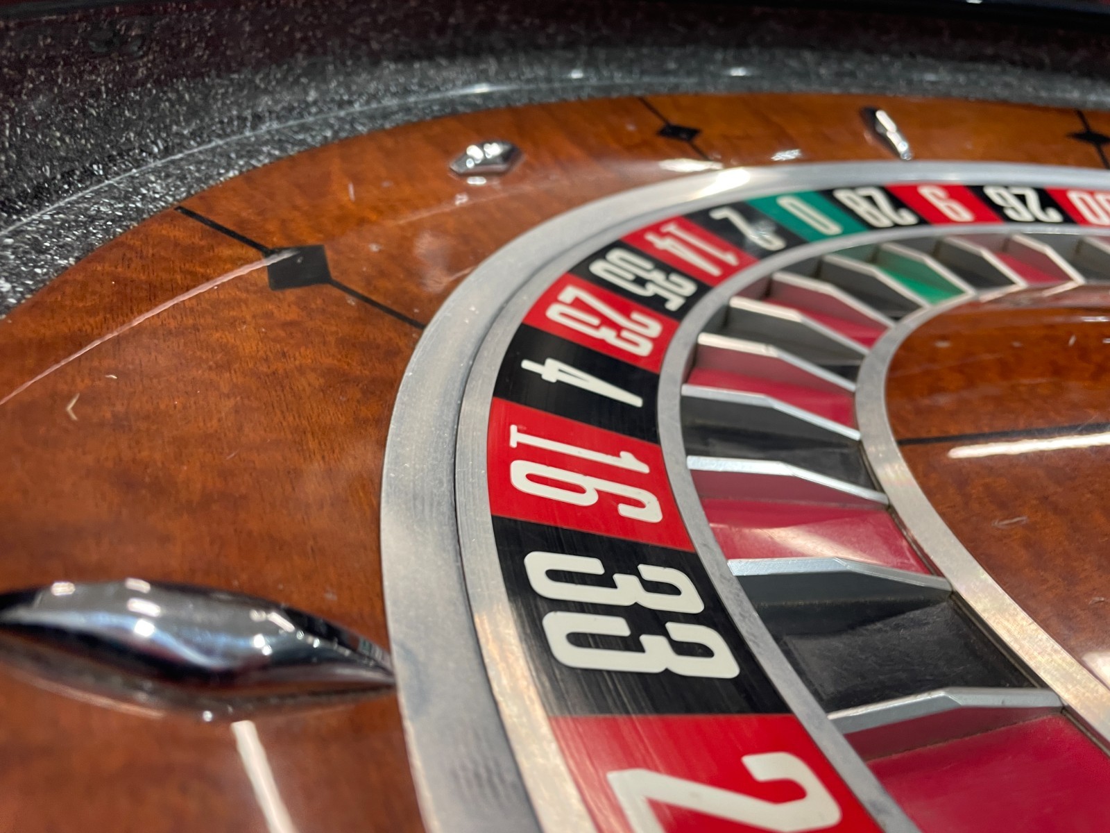 Roulette Wheel 32" TCS John Huxley (shipping by freight) FREE #13583