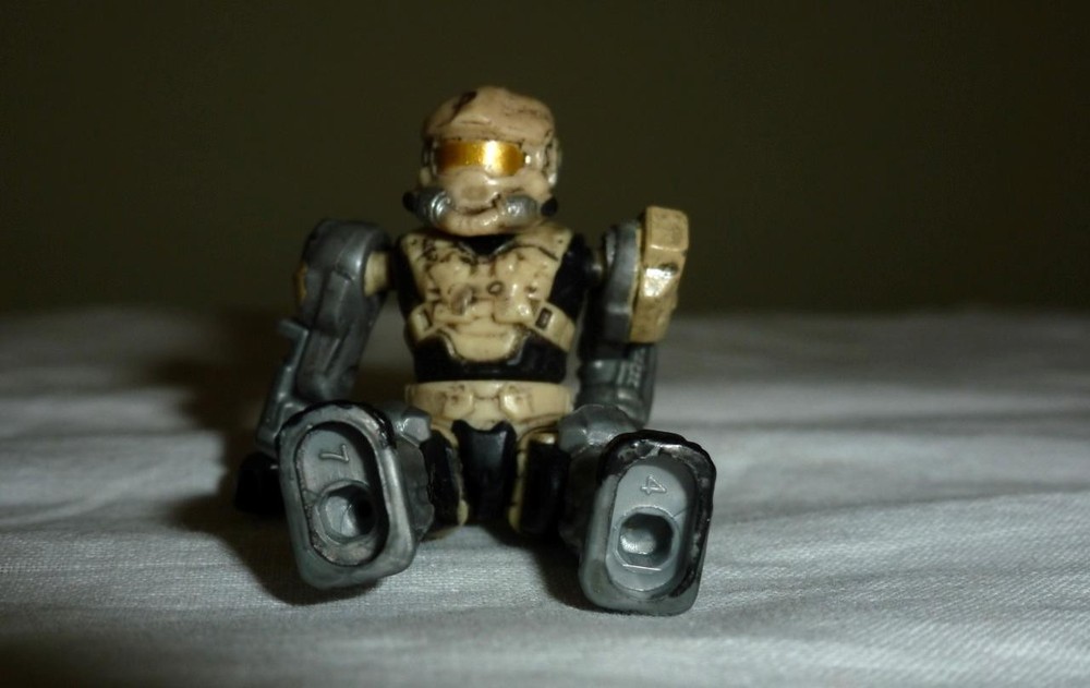 2 mega Blok Soldier Figures