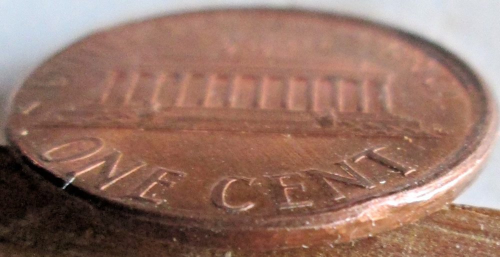 2005-P MEMORIAL CENT TILTED COLLAR STRIKE ERROR, MS-RED, CIRCULATED