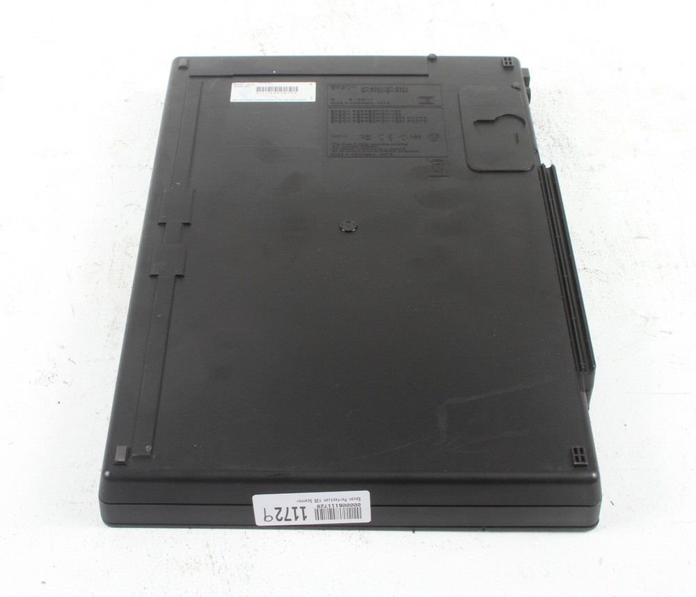 Epson Perfection V30 Flatbed Scanner w/Power Cable