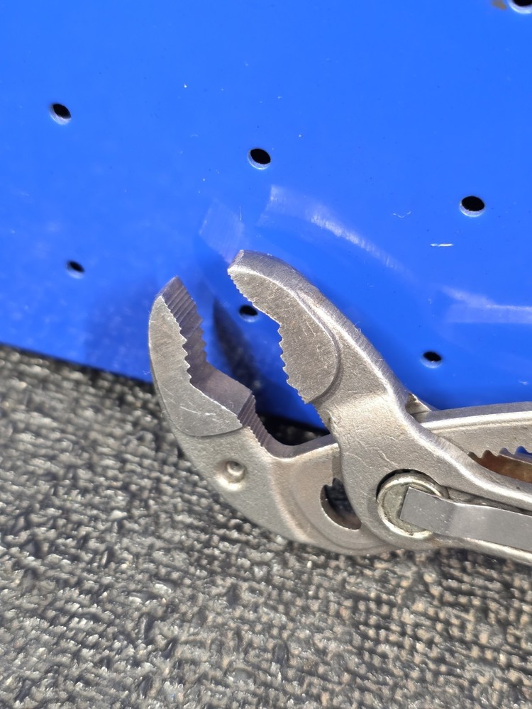 Matco Tools PC6 6” Knipex Cobra Pliers Adjustable Water Pump