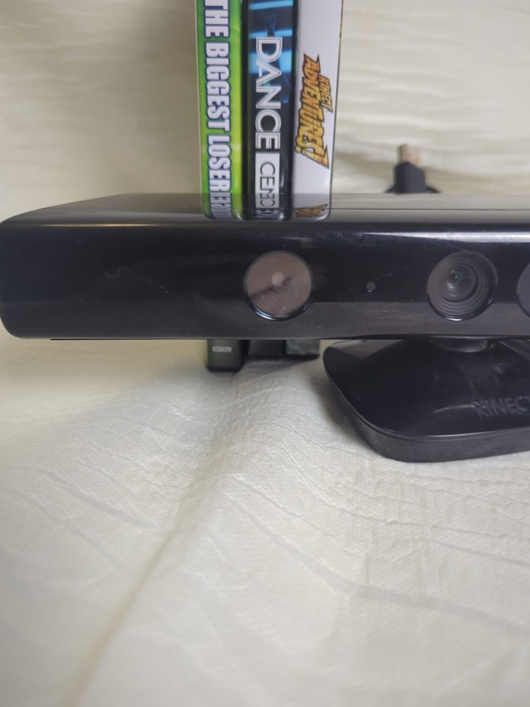 Microsoft Xbox 360 Kinect Motion Sensor Bar Black & 3 games bundle Dance Central