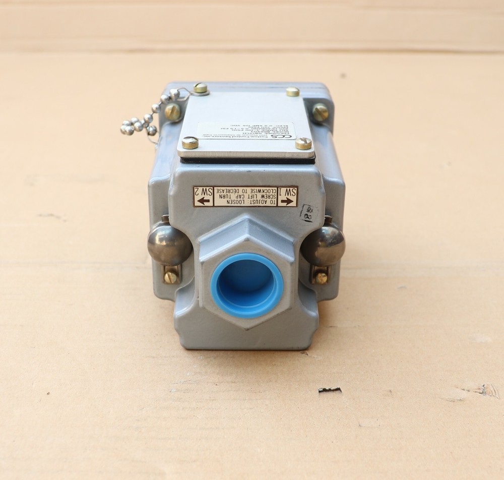 CCS CUSTOM CONTROL SENSORS 6864G3 PRESSURE SWITCH