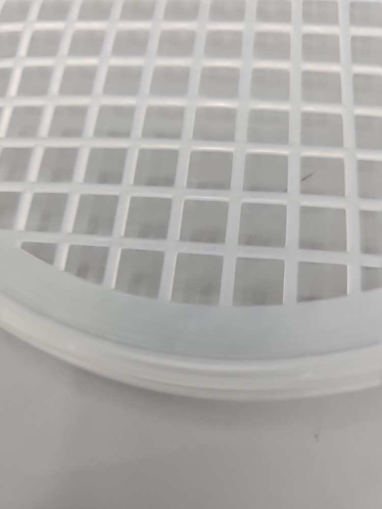 Tupperware Strainer Colander Flow Thru Lid 9 inch Clear #516-1 -EUC
