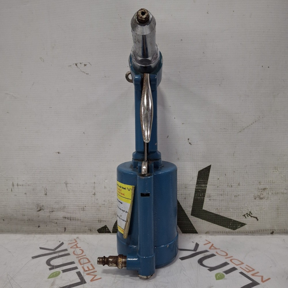 Central Pneumatic Air Hydraulic Riveter