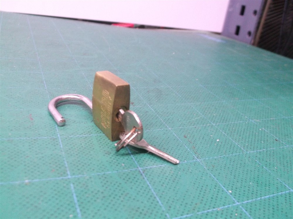 Guard Security High Security Padlock 622 Rust Proof Solid Brass Body 1” 2 Keys