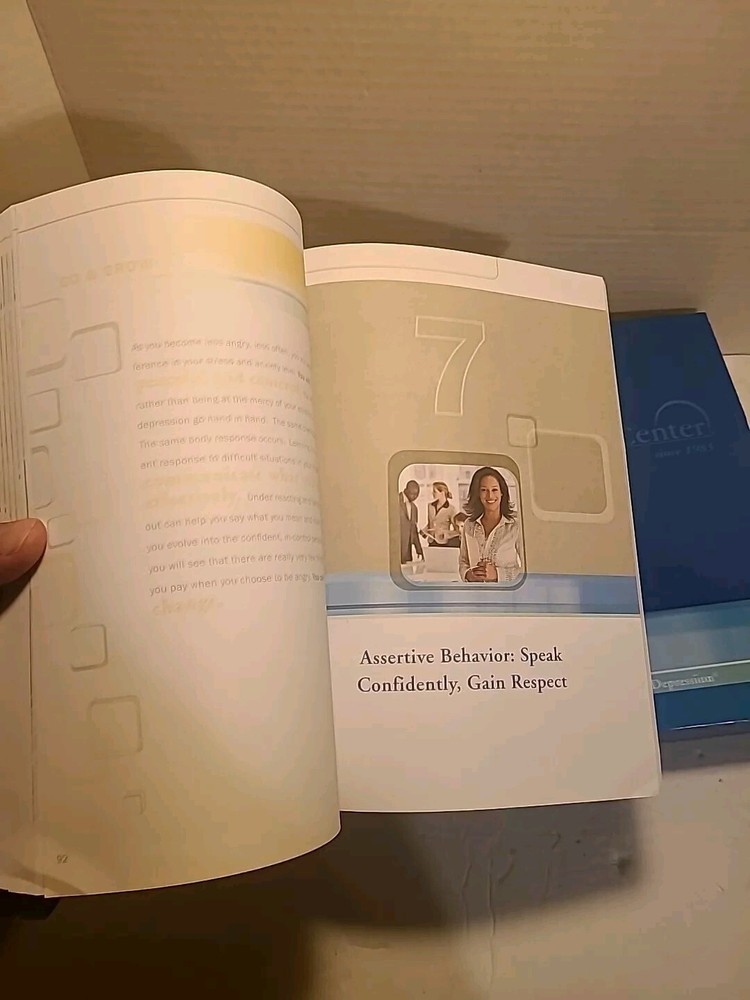 ATTACKING ANXIETY & DEPRESSION - MIDWEST CENTER MULTI DVD CD AND GUIDEBOOK EUC